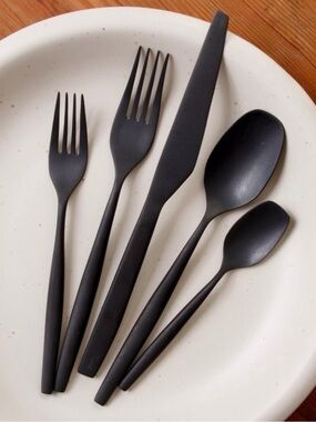 Matte Black 5-Piece Flatware Set w/Acacia Wood Caddy